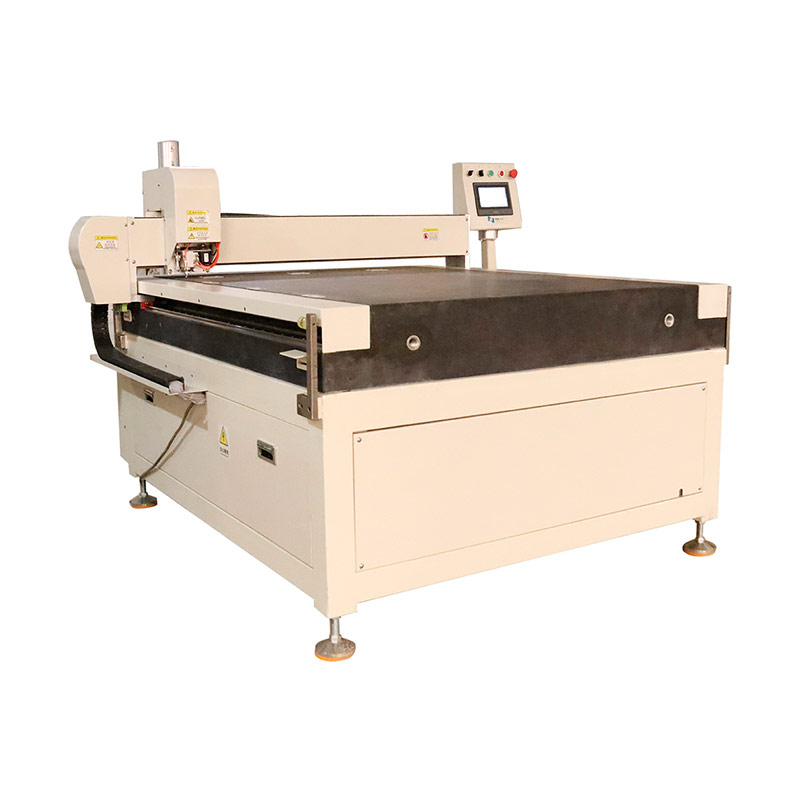 超薄直線玻璃切割機(jī)的工作原理是什么？